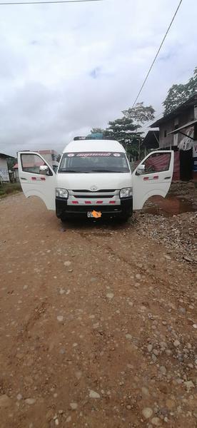 Toyota Hiace • 2014 • 290,000 km 1