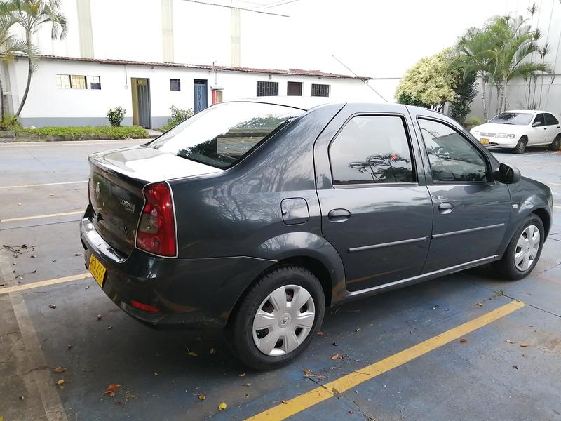 Renault Logan • 2012 • 63,300 km 4