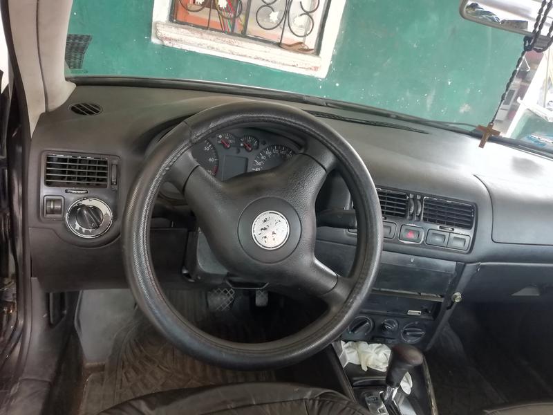 Volkswagen Jetta • 2000 • 380,000 km 3
