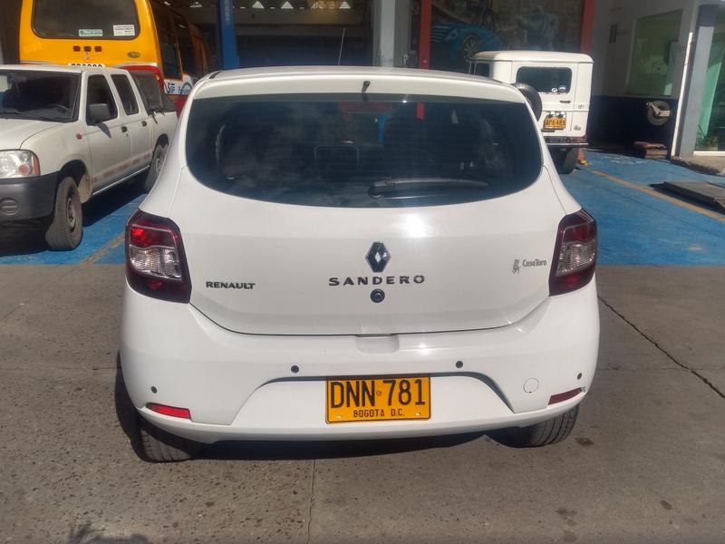 Renault Sandero • 2017 • 730,000 km 5