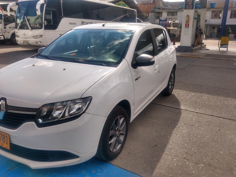 Renault Sandero • 2017 • 730,000 km 6