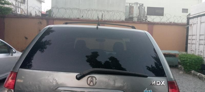 Acura MDX • 2002 • 130,000 km 1