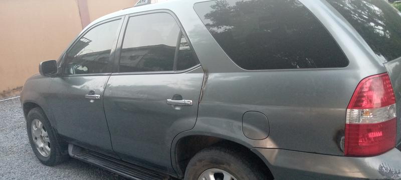 Acura MDX • 2002 • 130,000 km 6