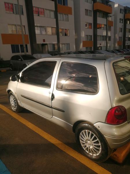 Renault Twingo • 2013 • 75,000 km 1