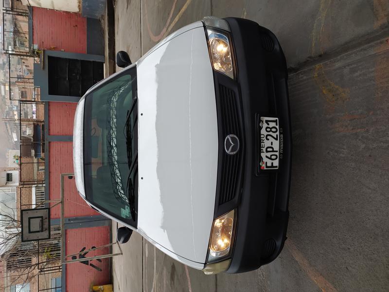 Mazda 121 • 2003 • 148,350 km 2