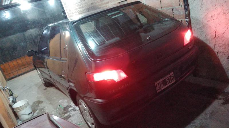 Peugeot 306 • 1998 • 175,000 km 4