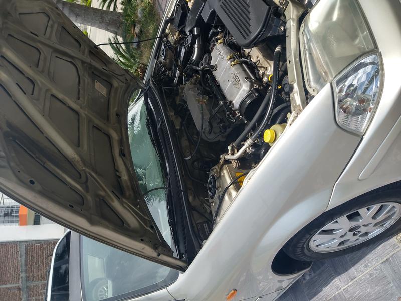 Ford 350 • 2006 • 100 km 10