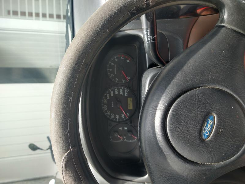 Ford 350 • 2006 • 100 km 5