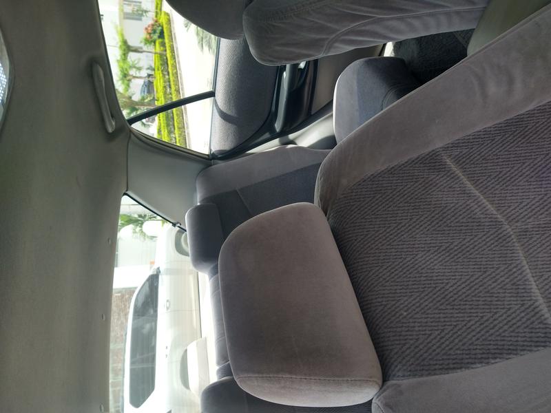 Ford 350 • 2006 • 100 km 16