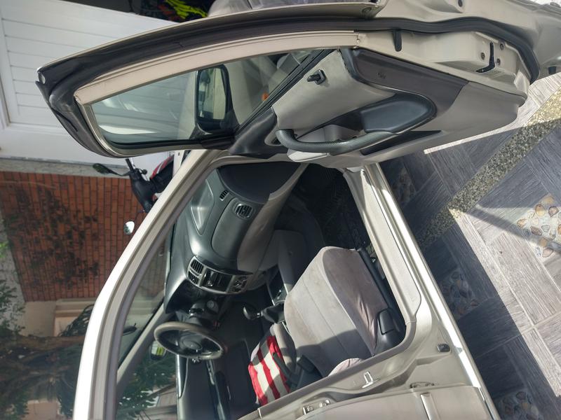 Ford 350 • 2006 • 100 km 13