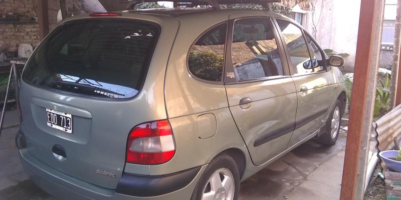 Renault Scénic • 2003 • 140,440 km 3