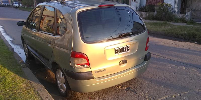 Renault Scénic • 2003 • 140,440 km 6