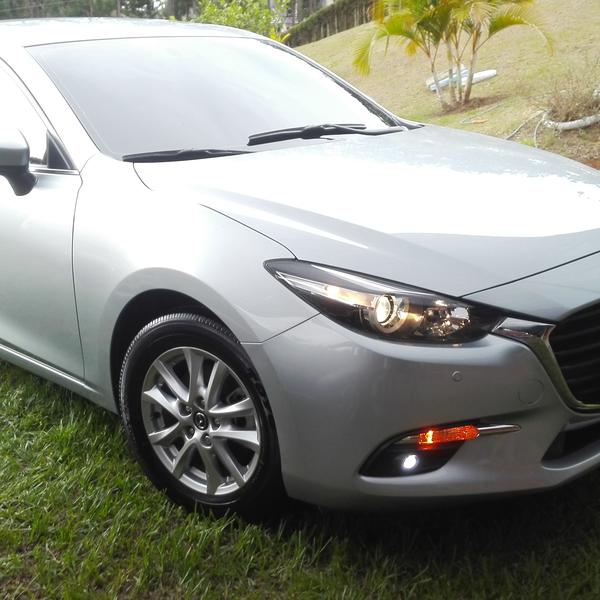 Mazda 3 • 2017 • 35,000 km 1