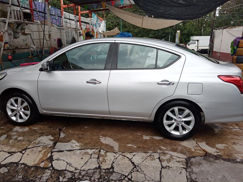 Nissan Versa • 2016 • 160,000 km 6