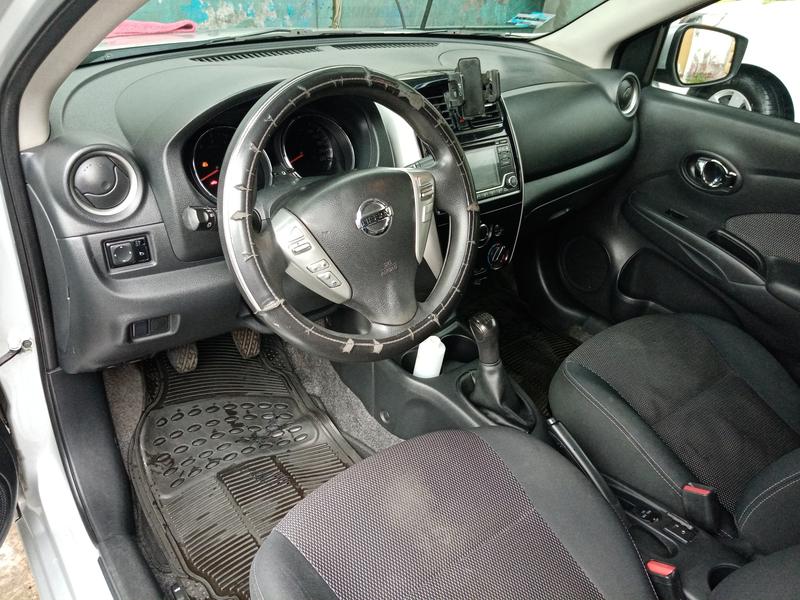 Nissan Versa • 2016 • 160,000 km 4