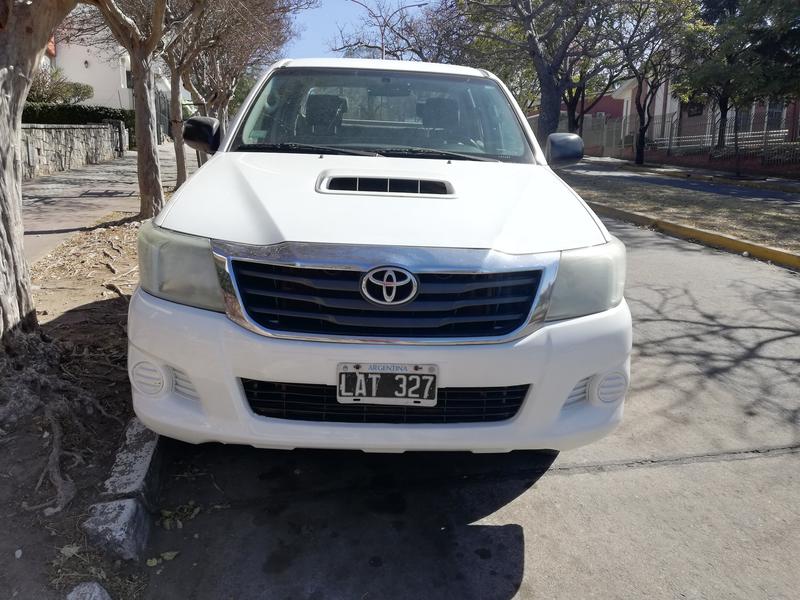 Toyota Hilux • 2012 • 200,000 km 6