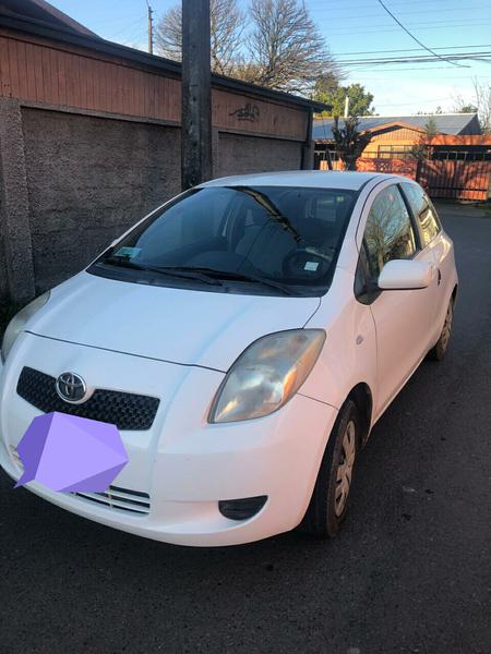 Toyota Yaris • 2006 • 163,381 km 4