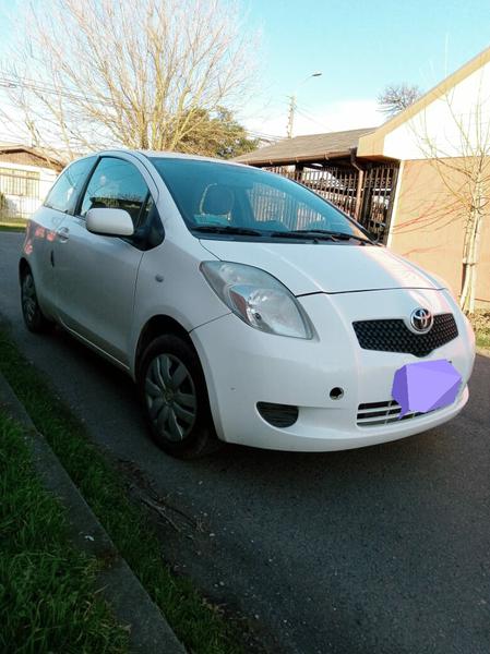 Toyota Yaris • 2006 • 163,381 km 3
