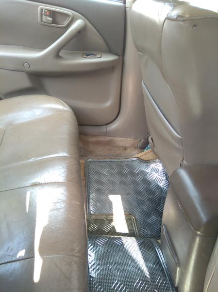 Toyota Camry • 1999 • 60,945 km 4