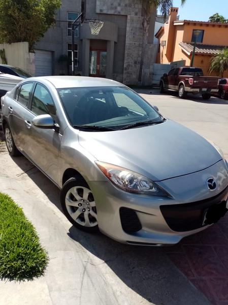 Mazda  • 2013 • 84,000 km 3