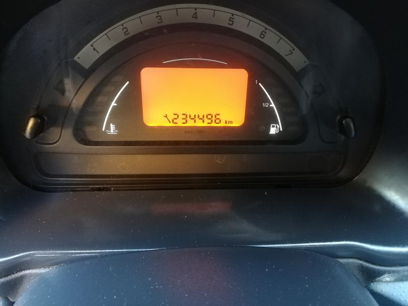 Citroën C3 • 2003 • 234,496 km 3