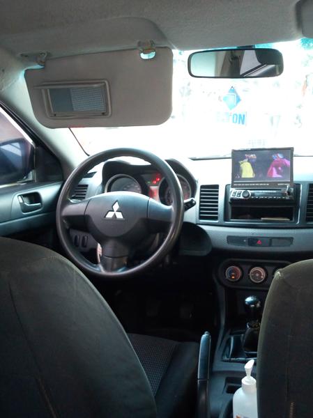 Mitsubishi  • 2008 • 140,000 km 3