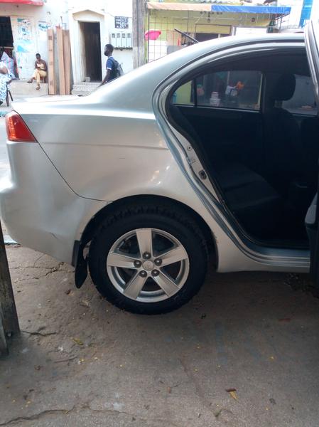 Mitsubishi  • 2008 • 140,000 km 6