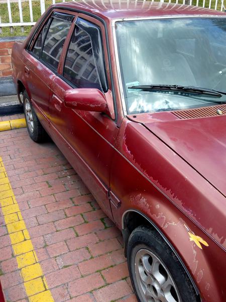 Mazda 323 • 1996 • 1,234 km 3