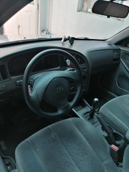 Hyundai Elantra • 2004 • 110,000 km 3