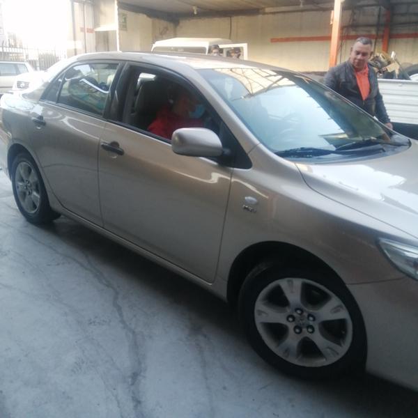 Toyota Corolla • 2009 • 200,000 km 3