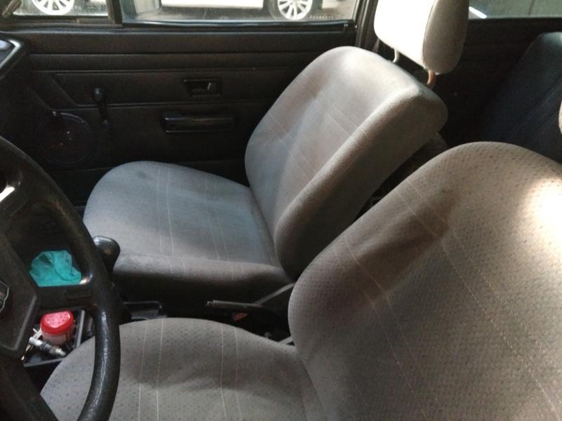 Volkswagen Gol • 1986 • 200,000 km 5