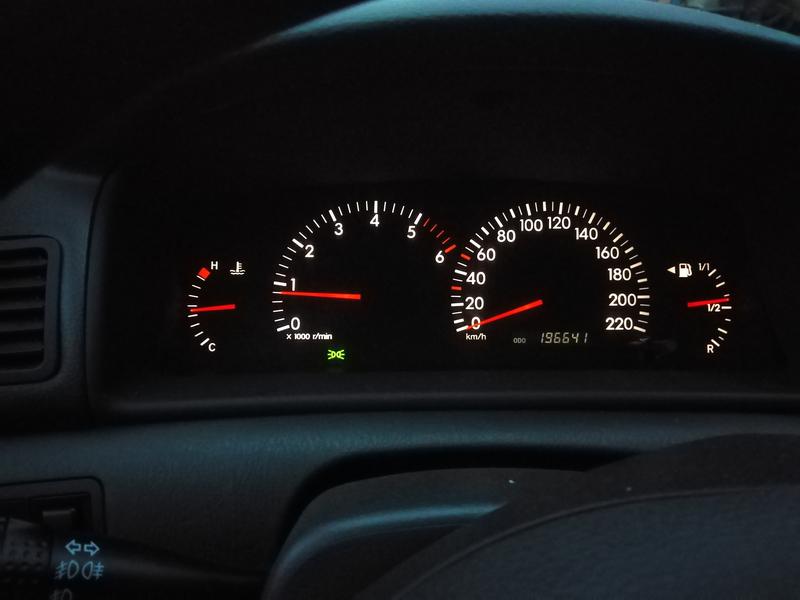 Toyota Corolla • 2002 • 198,000 km 4