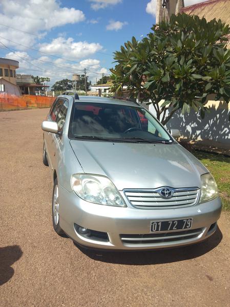 Toyota Corolla • 2002 • 198,000 km 1