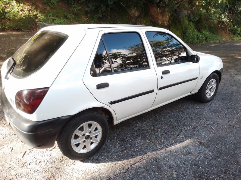 Ford Fiesta • 2001 • 366,913 km 9