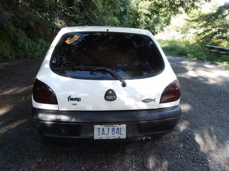 Ford Fiesta • 2001 • 366,913 km 8