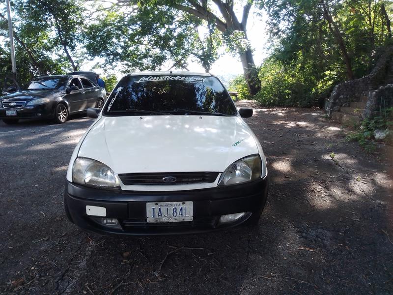 Ford Fiesta • 2001 • 366,913 km 7