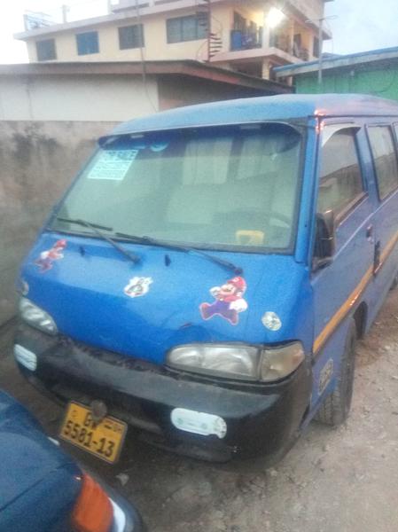 Hyundai H1 Van • 2002 • 12,000 km 2