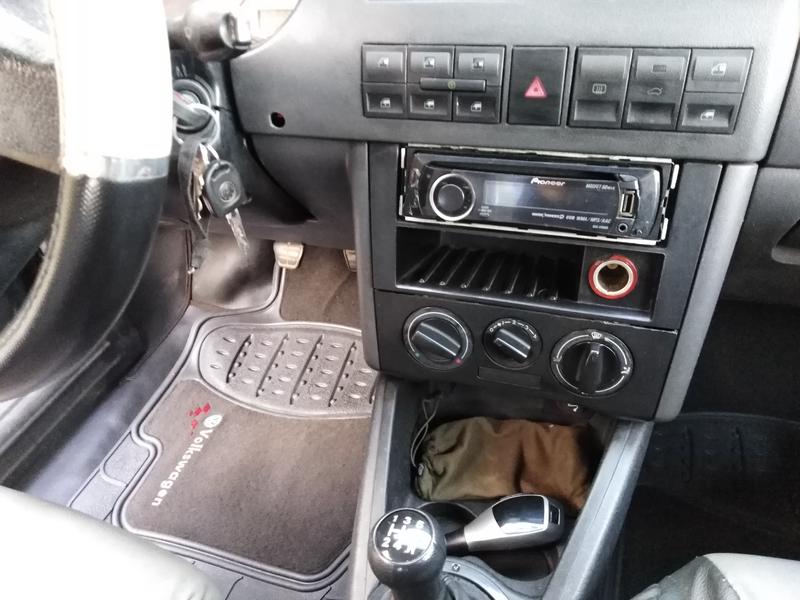 Volkswagen Gol • 2003 • 263 km 2