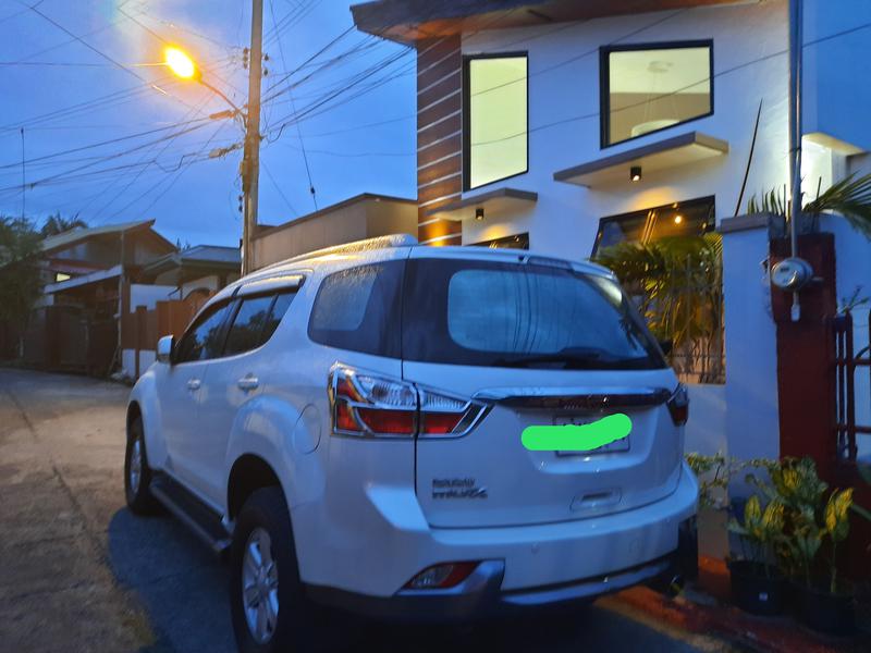 Isuzu MU-X • 2015 • 192,000 km 2