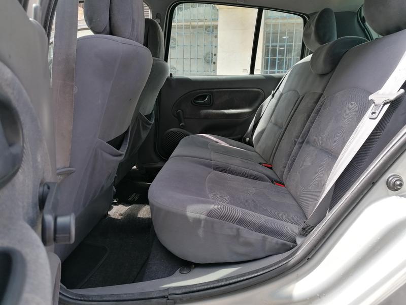 Renault Clio • 2000 • 210,000 km 2