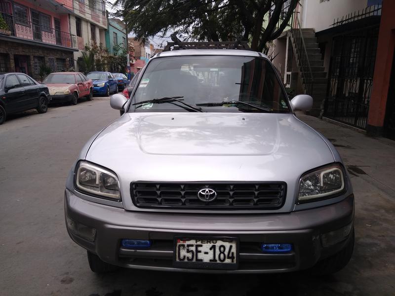 Toyota RAV4 • 1998 • 281,105 km 2