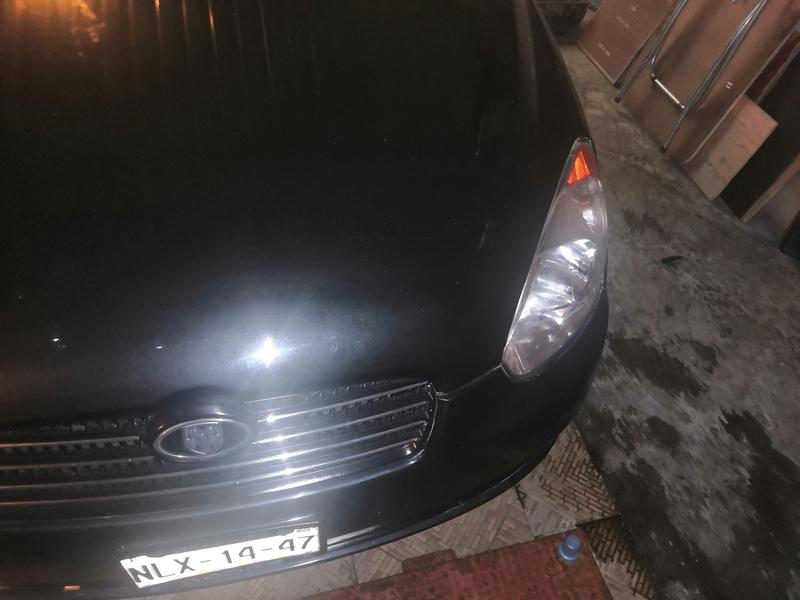 Dodge Attitude • 2011 • 170,000 km 6