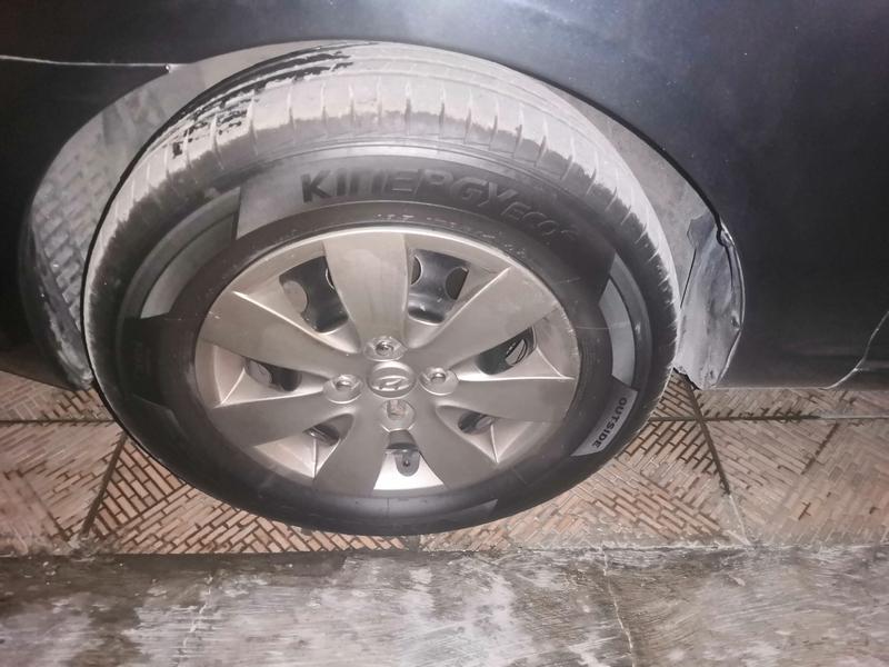 Dodge Attitude • 2011 • 170,000 km 5