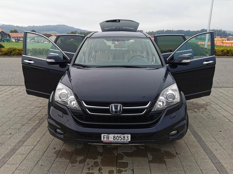 Honda CR-V • 2012 • 91,000 km 5
