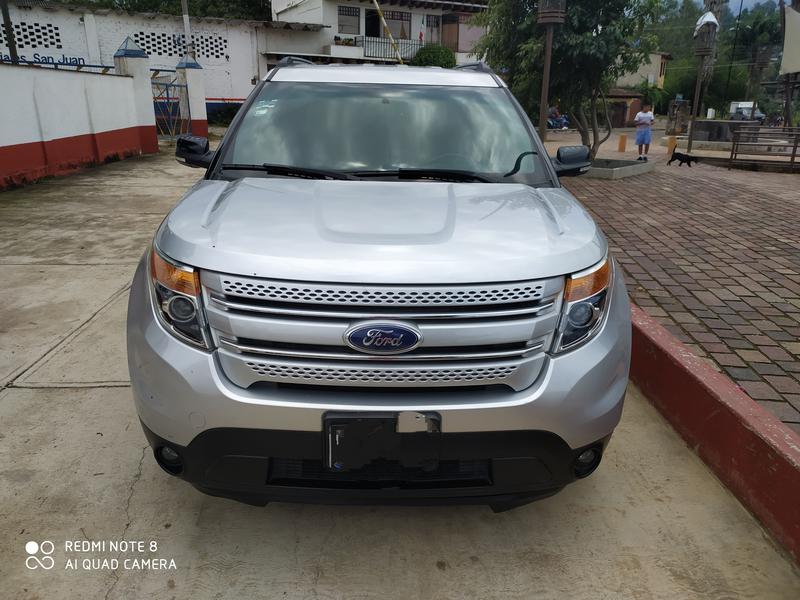 Ford Explorer • 2015 • 110,000 km 6