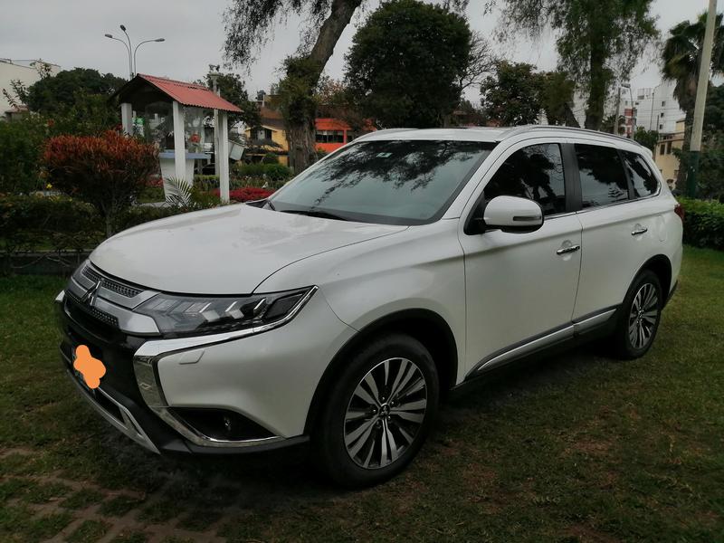 Mitsubishi Outlander • 2019 • 7,300 km 1
