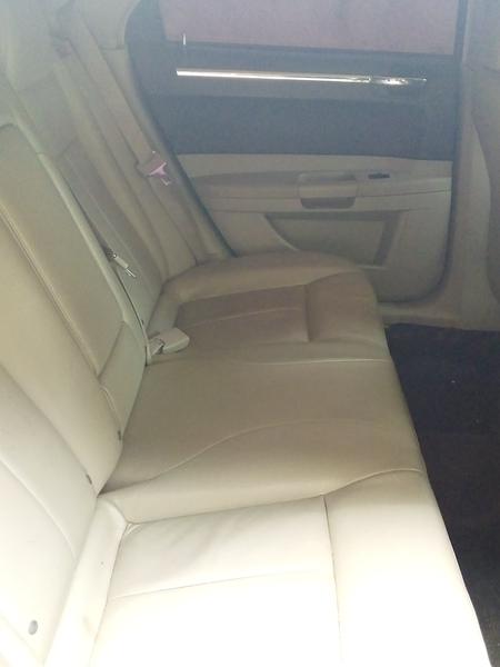 Chrysler 300 C • 2007 • 88,000 km 3