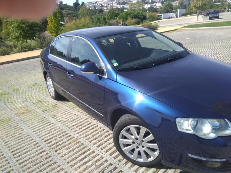 Volkswagen Passat • 2005 • 171,000 km 4