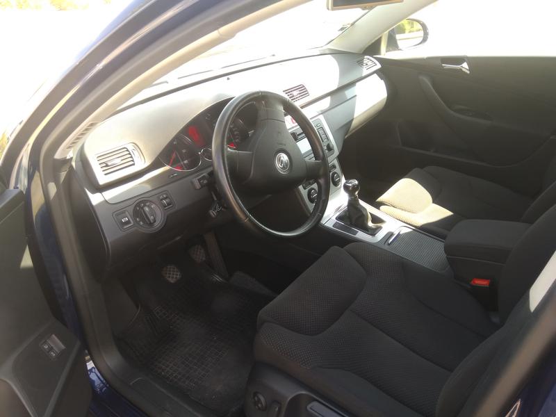 Volkswagen Passat • 2005 • 171,000 km 3