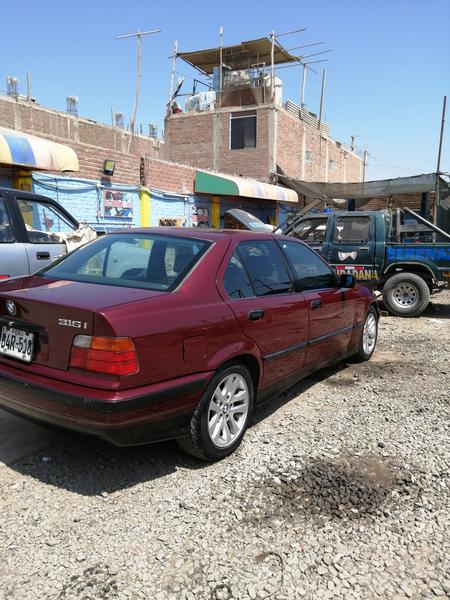 BMW E60 • 1996 • 170,000 km 2